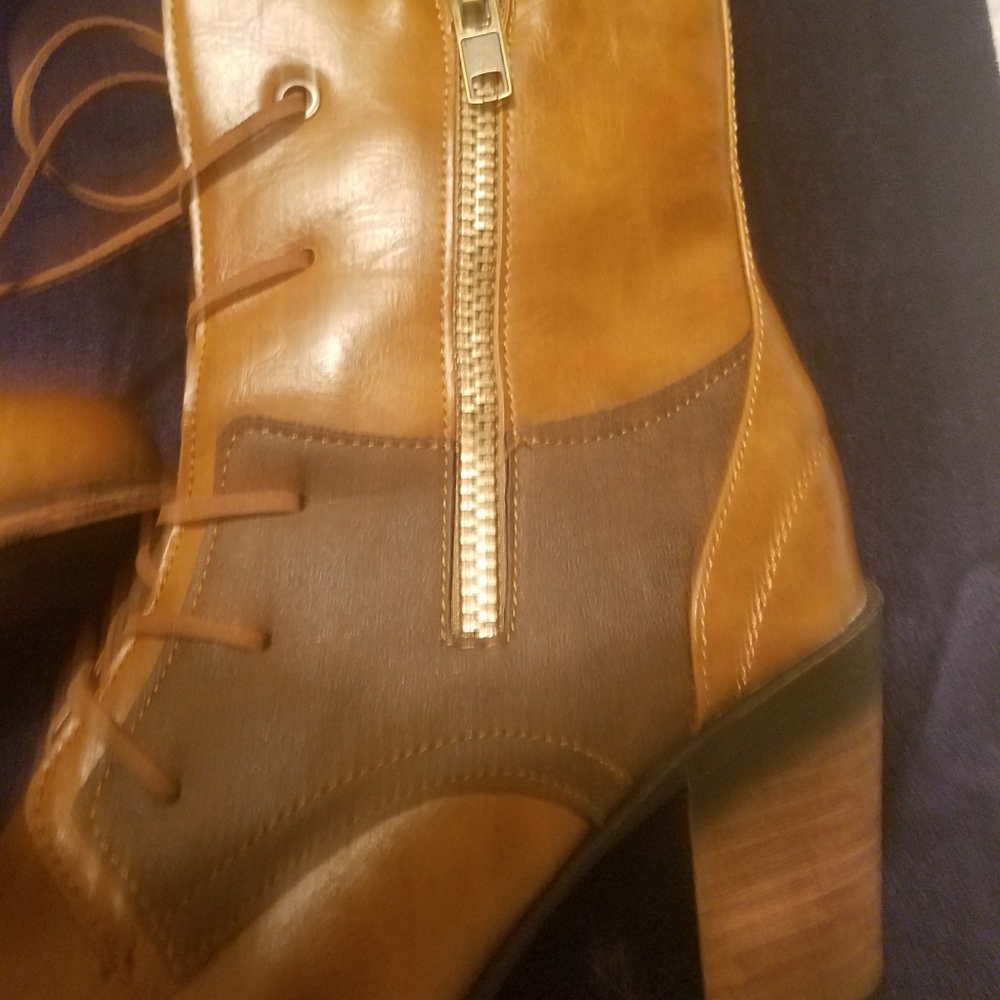 Boots - Picture 2 of 5